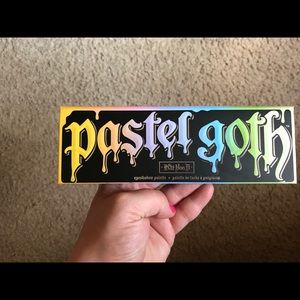 Kat Von D Pastel Goth Eyeshadow Palette